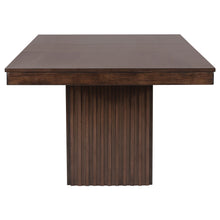 Load image into Gallery viewer, Briarwood 7 Pc Dining Set