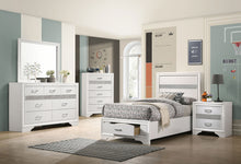 Load image into Gallery viewer, Miranda Bedroom Sets