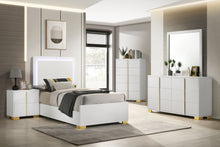 Load image into Gallery viewer, Marceline Bedroom Sets White & Black 4 & 5 Piece