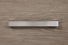 Load image into Gallery viewer, Kenora 4 & 5 Piece Bedroom Set E.King, Queen, & Cal.king