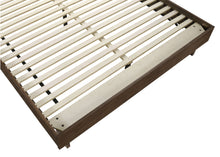 Load image into Gallery viewer, Glenwood Eastern King & Queen Bed