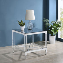 Load image into Gallery viewer, Lindley End & Side Table