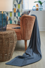 Load image into Gallery viewer, Gayelery Throw