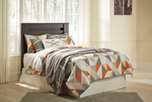 Load image into Gallery viewer, Brinxton Bed