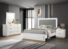 Load image into Gallery viewer, Caraway 4 Pc & Pc E.King, Cal.King, & Queen Bedroom Set Black & White image