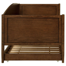 Load image into Gallery viewer, Bozeman Daybeds