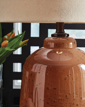Load image into Gallery viewer, Aaleahya Table Lamp