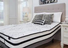 Load image into Gallery viewer, Chime 10 Inch Hybrid 10 Inch Mattress and Pillow