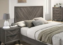 Load image into Gallery viewer, Vagan Queen Bed