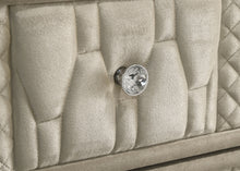 Load image into Gallery viewer, Lorient Bedroom Set
