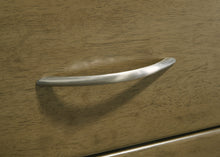 Load image into Gallery viewer, Amsbury Chest
