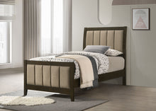 Load image into Gallery viewer, Wilkes Eastern King, Cal.King, Full, Twin, &amp; Queen Bed
