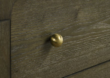 Load image into Gallery viewer, Gran Park Chest
