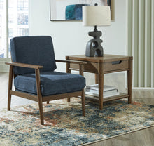 Load image into Gallery viewer, Bixler Accent Chair
