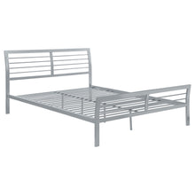 Load image into Gallery viewer, Cooper Queen Metal Bed Silver image

