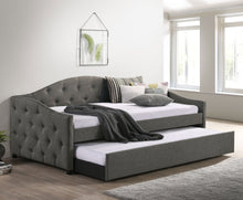 Load image into Gallery viewer, Sadie Upholstered Twin Daybed with Trundle image

