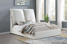 Load image into Gallery viewer, Gwendoline Upholstered Platform Bed with Pillow Headboard White
