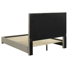 Load image into Gallery viewer, Medley Panel Platform Bed
