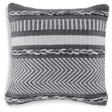 Load image into Gallery viewer, Yarnley Pillow (Set of 4) image

