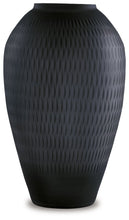 Load image into Gallery viewer, Etney Vase image

