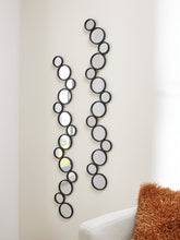 Load image into Gallery viewer, Vinler Accent Mirror Set (Set of 2)
