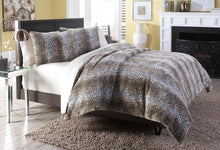 Load image into Gallery viewer, Kasbah 3-pc Queen Duvet Set in Brown
