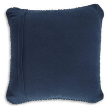 Load image into Gallery viewer, Renemore Pillow (Set of 4)
