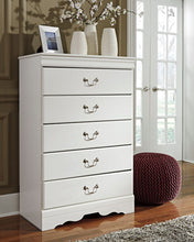 Load image into Gallery viewer, Anarasia Chest of Drawers
