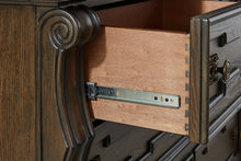 Load image into Gallery viewer, Maylee Chest of Drawers
