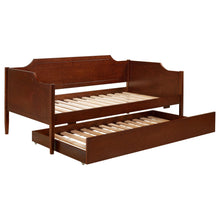 Load image into Gallery viewer, Redding Daybeds
