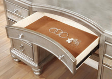Load image into Gallery viewer, Bling Game 9-drawer Vanity Desk Metallic Platinum

