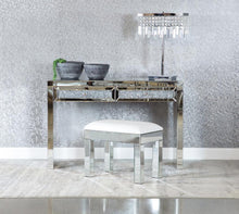 Load image into Gallery viewer, 919523 VANITY STOOL
