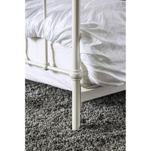 Load image into Gallery viewer, IRIA Vintage White Cal.King Bed
