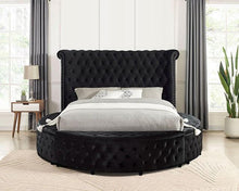 Load image into Gallery viewer, Delilah Bed Black
