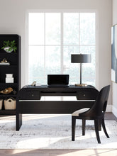 Load image into Gallery viewer, Rowanbeck 60&quot; Home Office Desk
