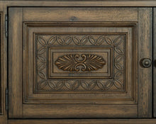 Load image into Gallery viewer, Homelegance Furniture Rachelle 4 Drawer Chest in Weathered Pecan 1693-9
