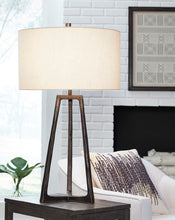 Load image into Gallery viewer, Ryandale Table Lamp
