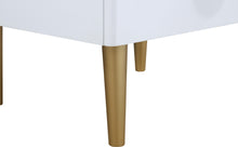 Load image into Gallery viewer, Zayne White Night Stand
