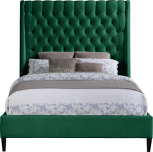 Load image into Gallery viewer, Fritz Green Velvet Full Bed
