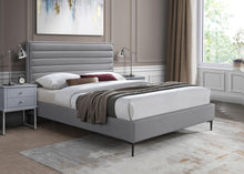 Load image into Gallery viewer, Hunter Grey Linen Full Bed

