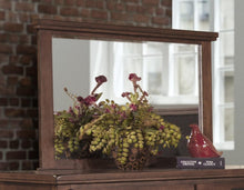 Load image into Gallery viewer, New Classic Furniture Cagney Mirror in Chestnut image

