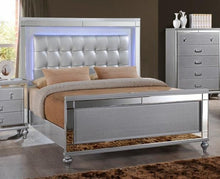 Load image into Gallery viewer, New Classic Furniture Valentino Youth Twin Bed in Silver image
