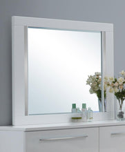 Load image into Gallery viewer, New Classic Sapphire Mirror in White
