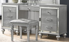 Load image into Gallery viewer, New Classic Valentino Vanity Table in Silver image

