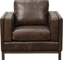 Load image into Gallery viewer, Pulaski Drake Leather Chair in Brown image
