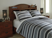 Load image into Gallery viewer, Merlin 3-Piece Coverlet Set
