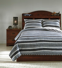 Load image into Gallery viewer, Merlin 3-Piece Coverlet Set
