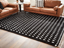 Load image into Gallery viewer, Minston 5&#39; x 7&#39; Rug
