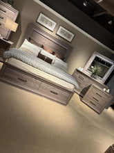 Load image into Gallery viewer, Horizons 272 5 PCS Bedroom set
