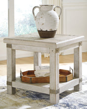 Load image into Gallery viewer, Carynhurst End Table
